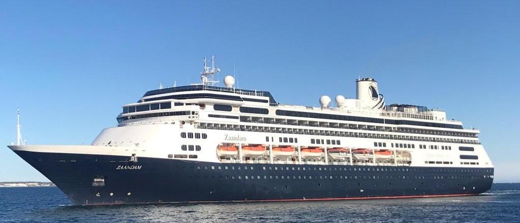 cruise ships halifax schedule